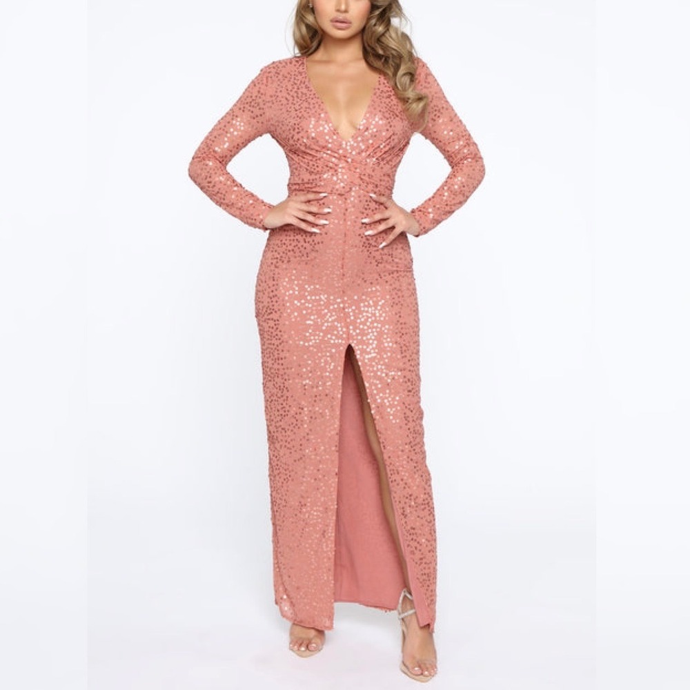 Fashion Nova Blush Pink Buttercup Sequin Maxi Dress Size Large‎ NWT